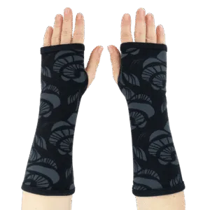 Mitenki Black Roses